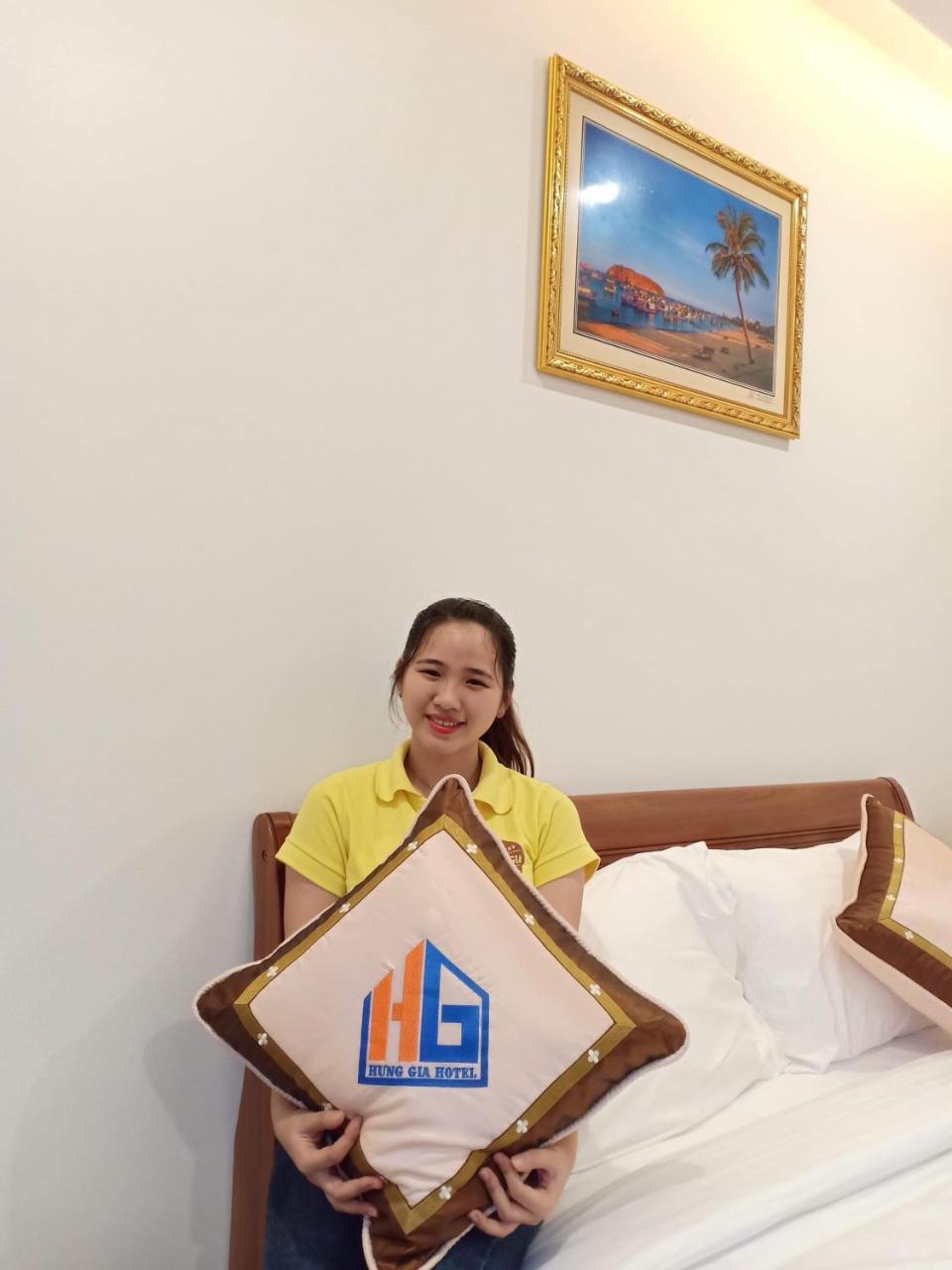 Hung Gia Hotel Quy Nhon Buitenkant foto