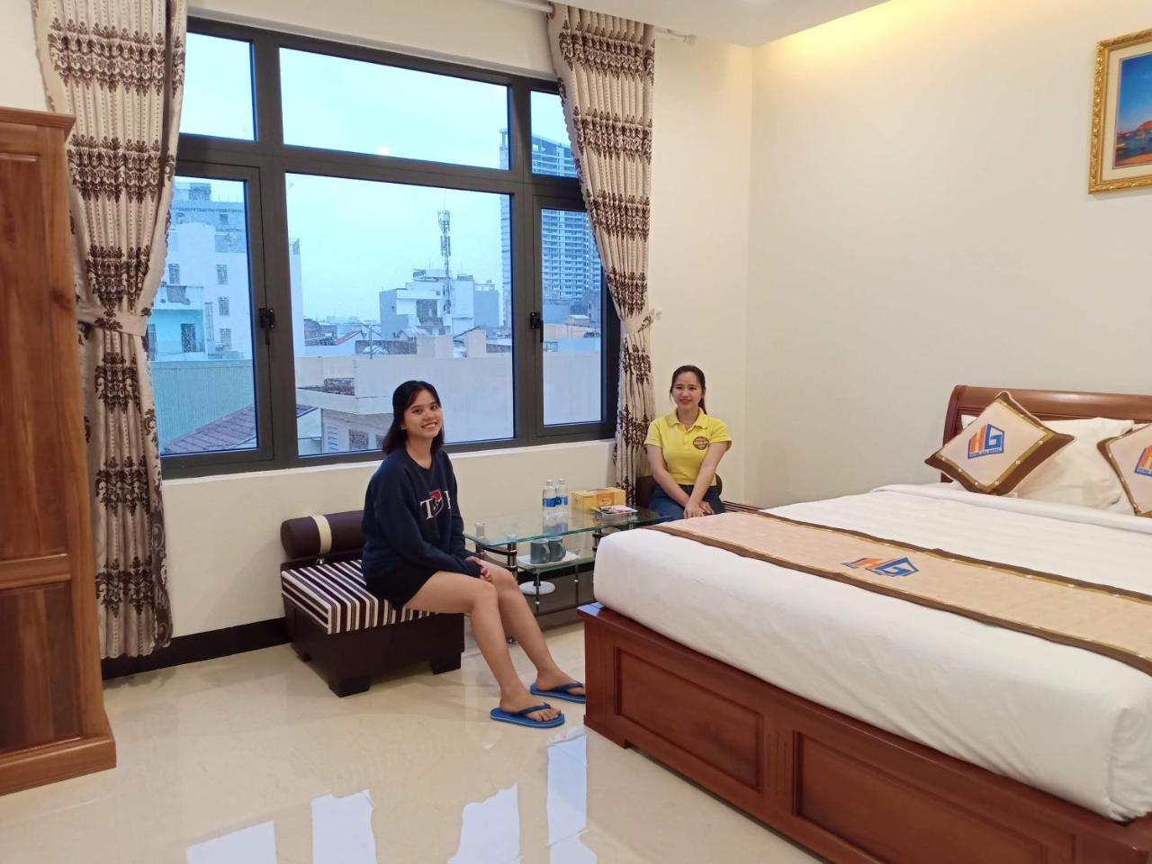 Hung Gia Hotel Quy Nhon Buitenkant foto